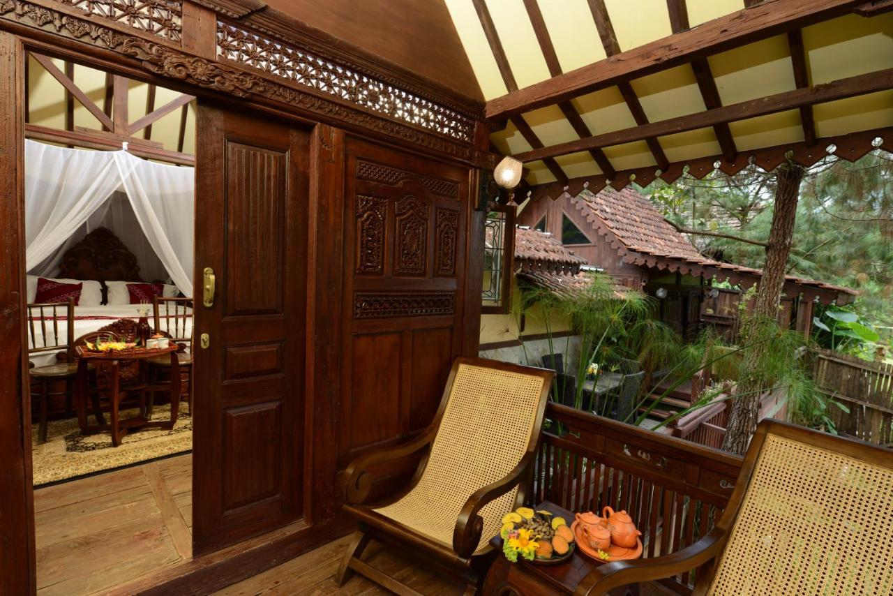 The Lodge Maribaya Cikareumbi Exteriör bild