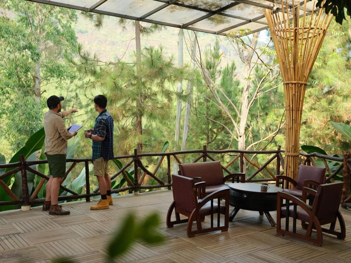 The Lodge Maribaya Cikareumbi Exteriör bild