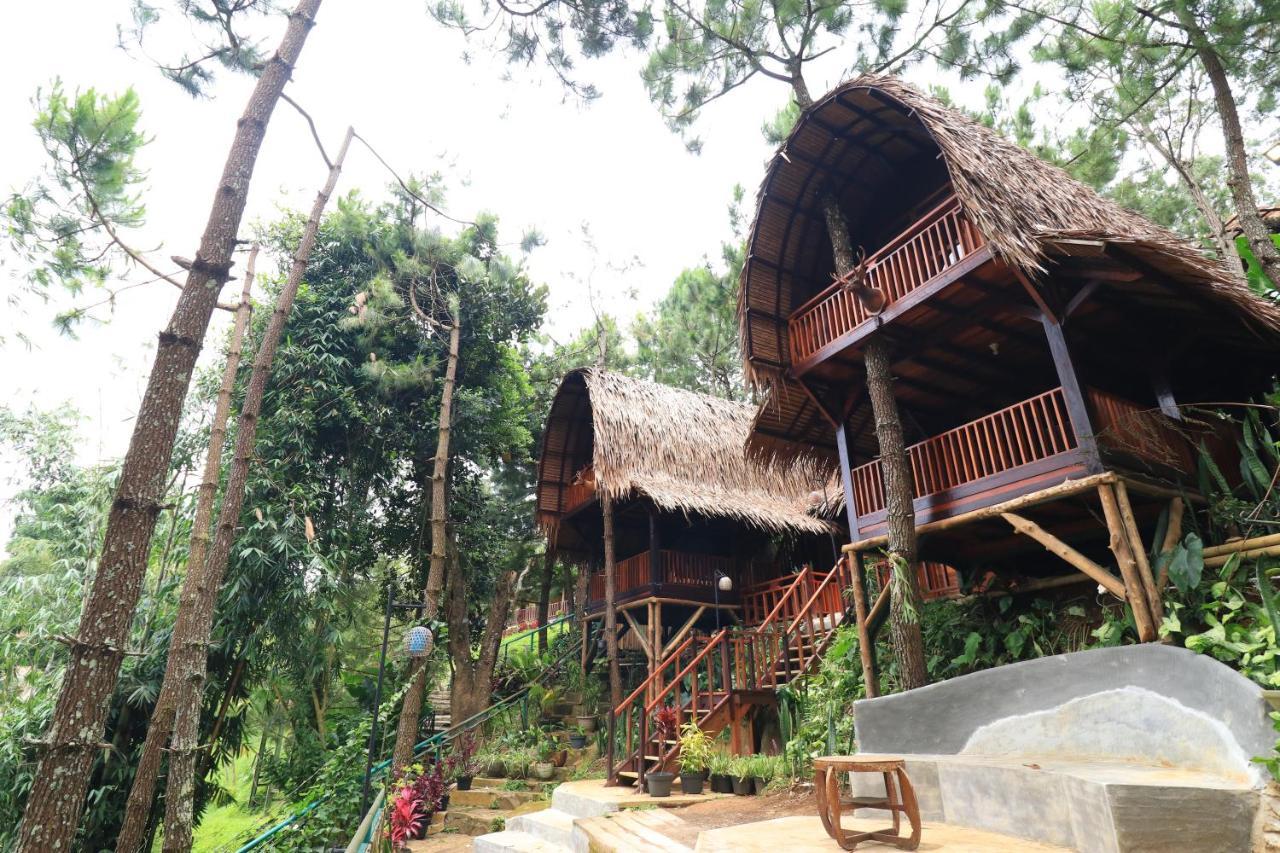 The Lodge Maribaya Cikareumbi Exteriör bild